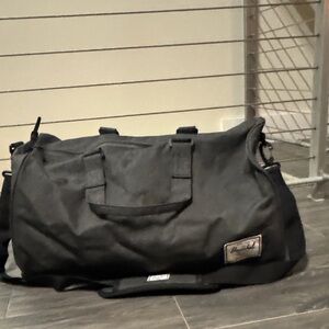 Herschel Supply Co. 40L duffle charcoal